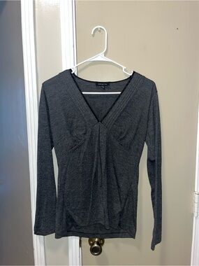 Jones New York Dark Charcoal V-Neck Long Sleeve Top